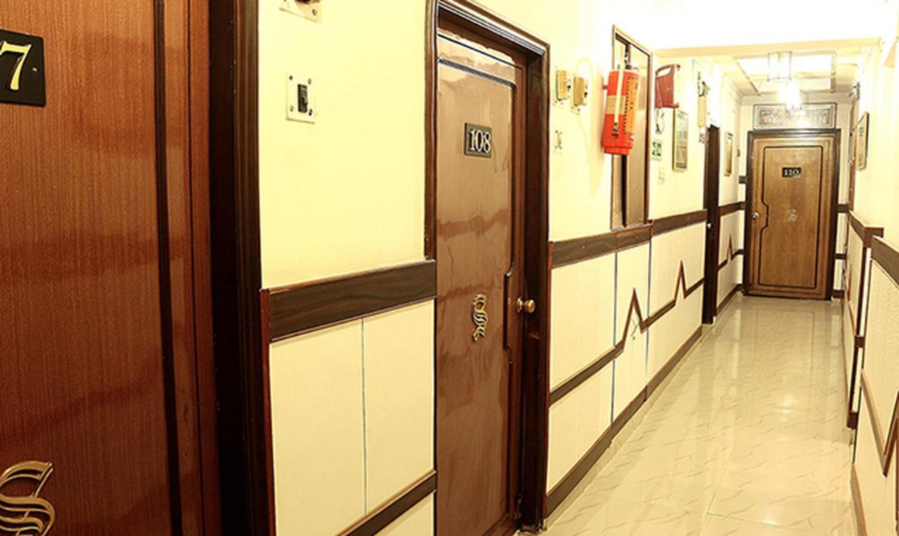 Shila International Hotell Kolkata Eksteriør bilde